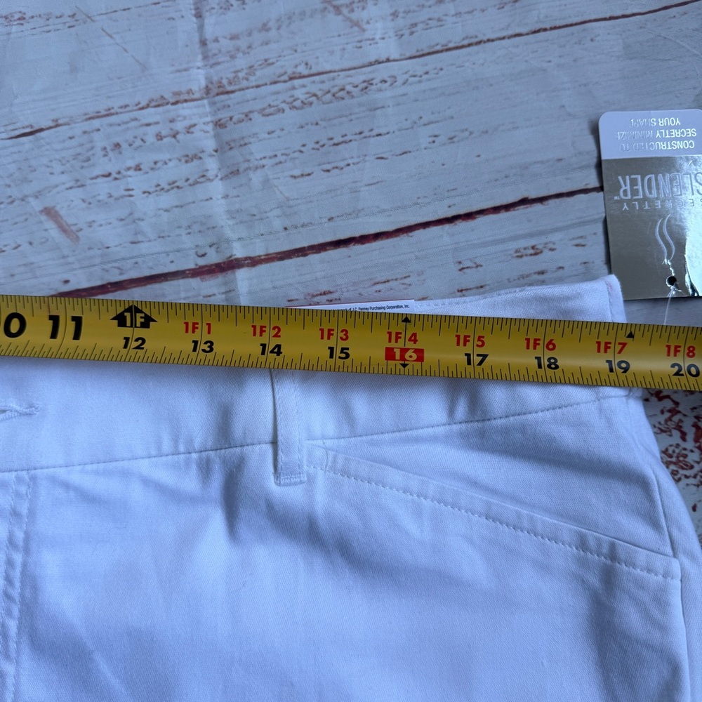 St. John’s Bay Women’s Capri Pants – Size 16W (NWT)‎ - Picture 5 of 10